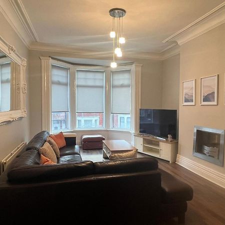 3 Bedroom Property Close To Beach جنوب شيلْدْز المظهر الخارجي الصورة